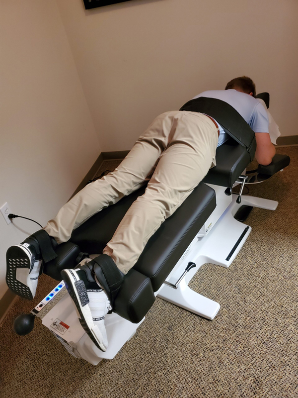 Spinal Decompression Therapy at Brown Chiropractic can help alleviate a variety of back and spine injuries and conditions